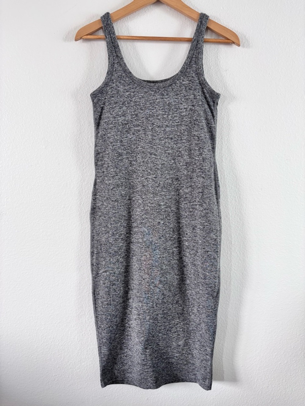 Vuori Halo Essential Dress EUC - Heather Gray - Size Small